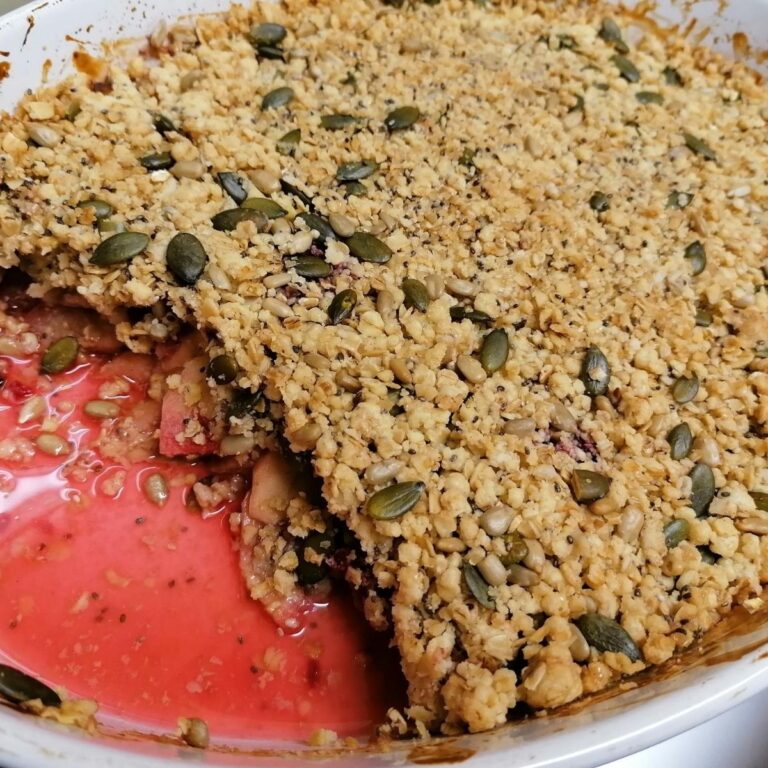 Apple and raspberry crumble