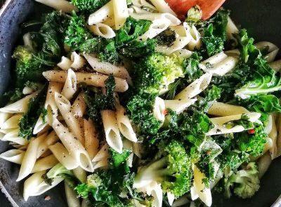 Pasta Salad With Kale and Broccoli