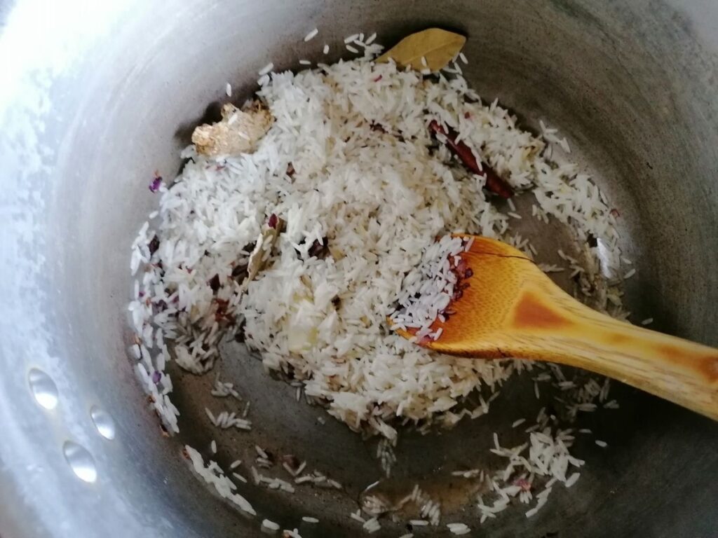 frying rice for kitchari
