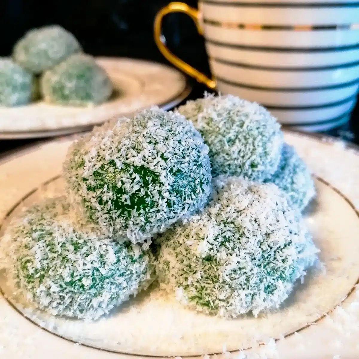 Klepon - Indonesian glutinous rice balls