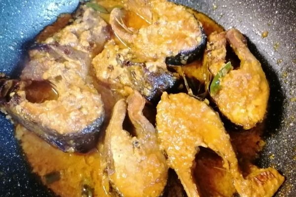 Ready cooked Pesmol Ikan