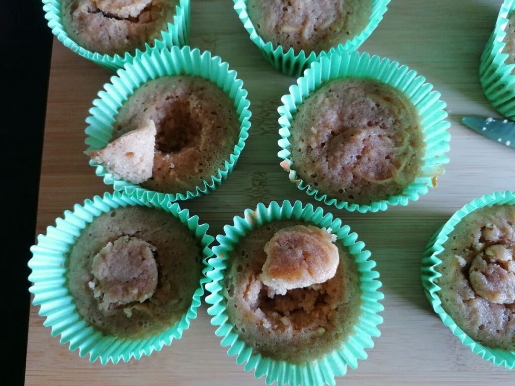 apple cupcakes