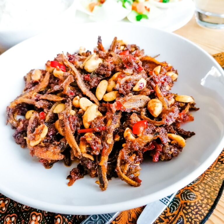 a bowl of Balado Teri