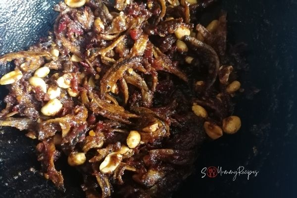 ready cooked Balado Teri in a wok