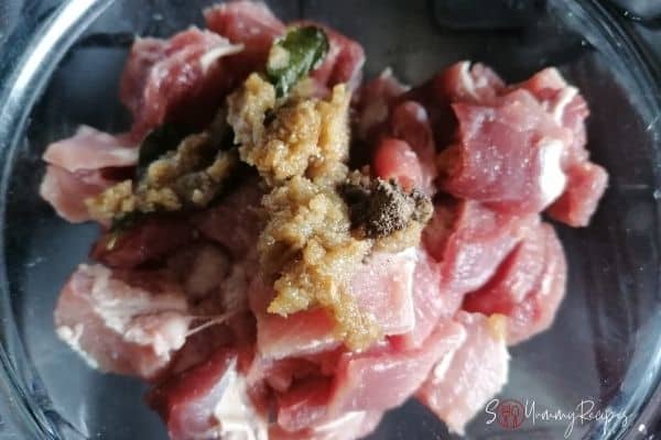 lamb pieces with spices