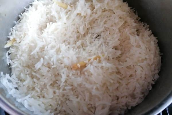 ready cooked nasi uduk