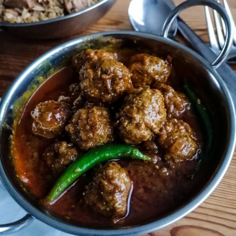 Meatball curry.