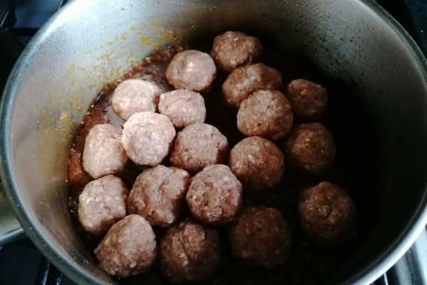meatballs in the curry sauce