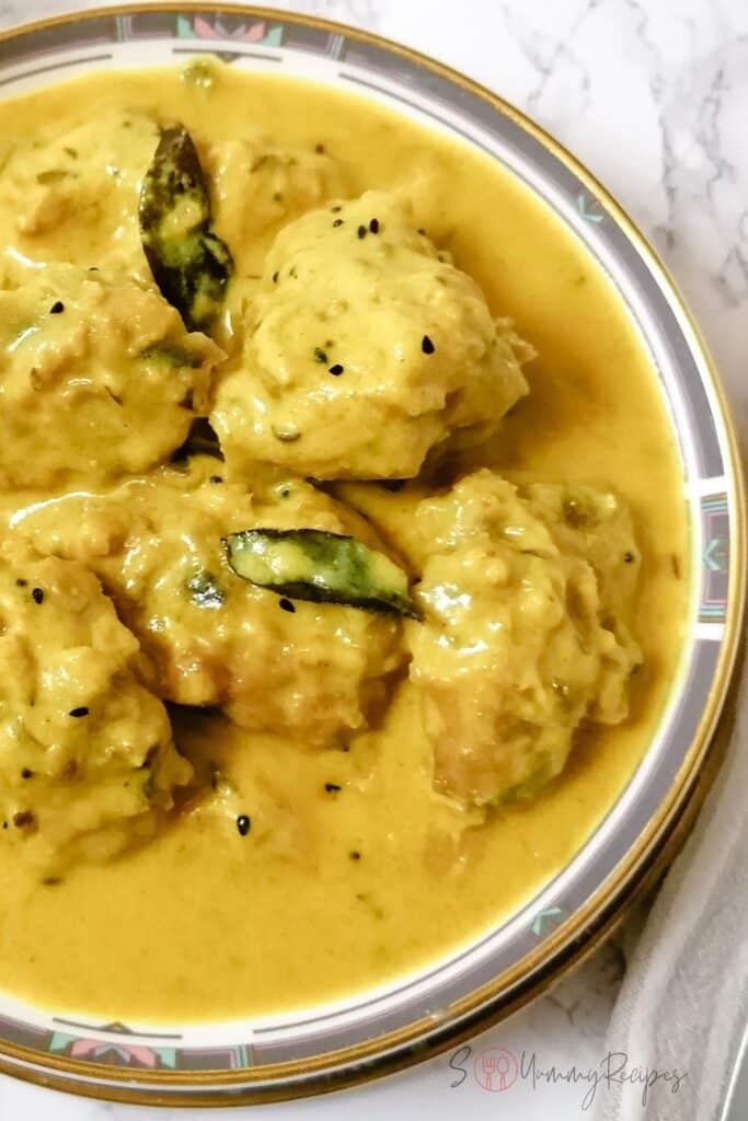 kadhi pakora - the pakistani pakora dumplings in spicy yoghurt