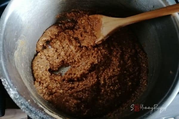 besan flour and butter mixture