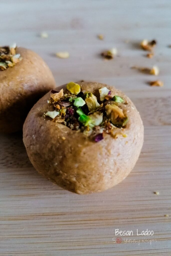 Besan Ladoo