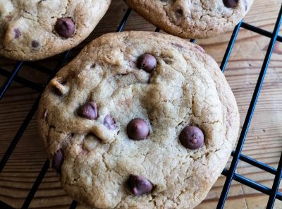 Soft And Chewy Chocolate Chip Cookies Recipe (Simple And Easy)
