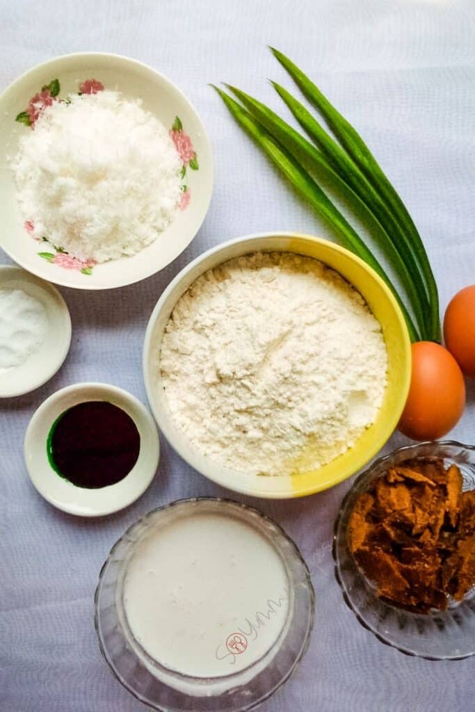 ingredients of dadar gulung.