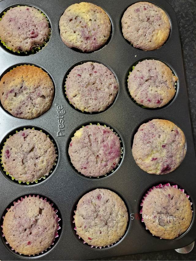 Raspberry cupcakes.
