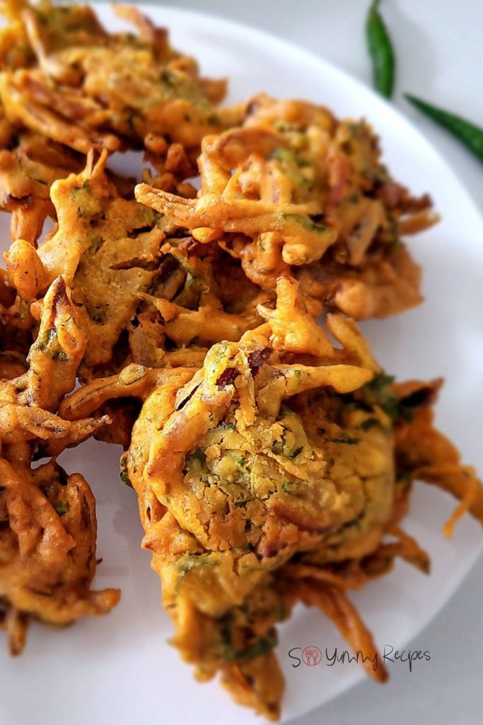 Pakistani onion bhaji.