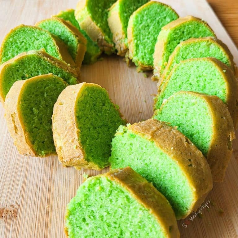 Pandan cake.