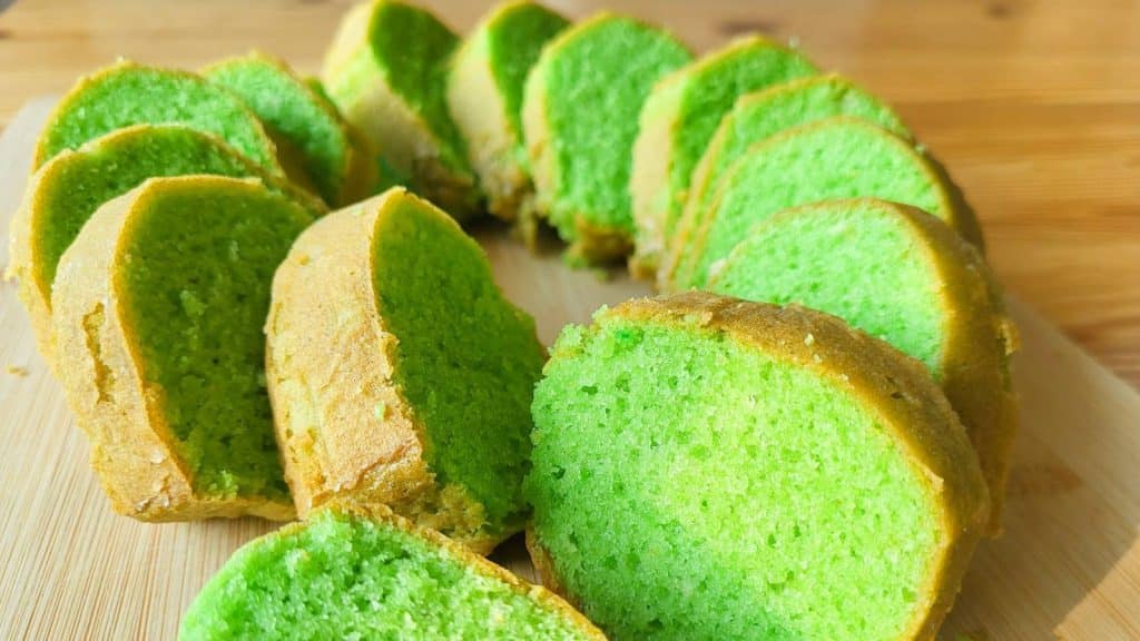 Slices of pandan cake.
