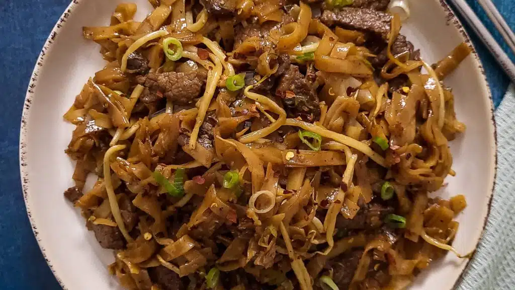 Chinese beef ho fun aka beef chow fun.